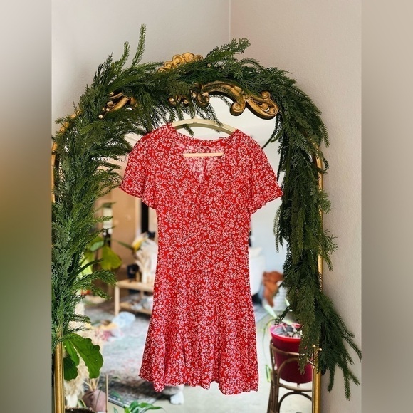 Madewell Red Floral flutter sleeve Dress size 0 - Picture 2 of 2